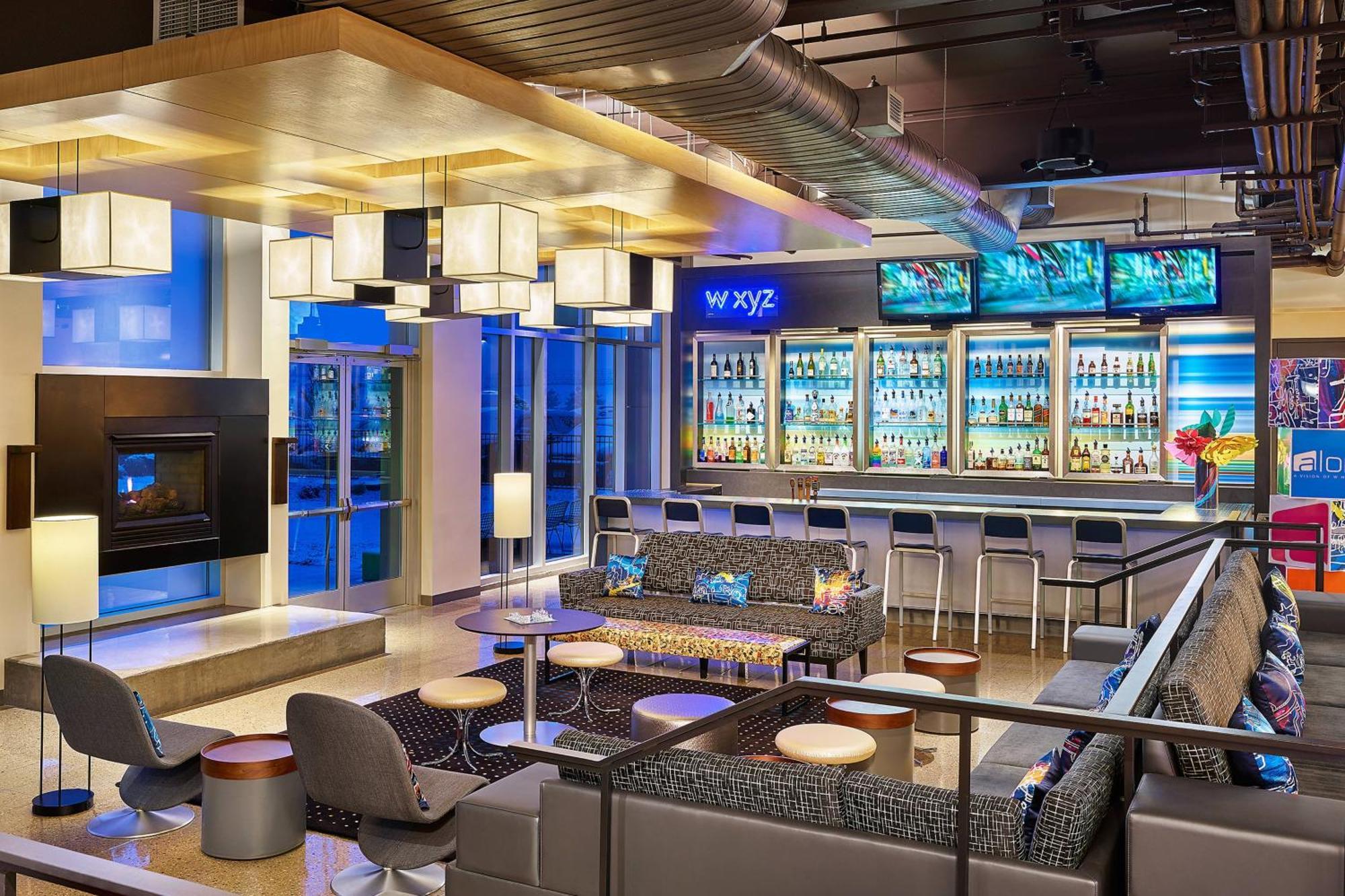 Aloft Denver Airport At Gateway Park Aurora Exteriör bild