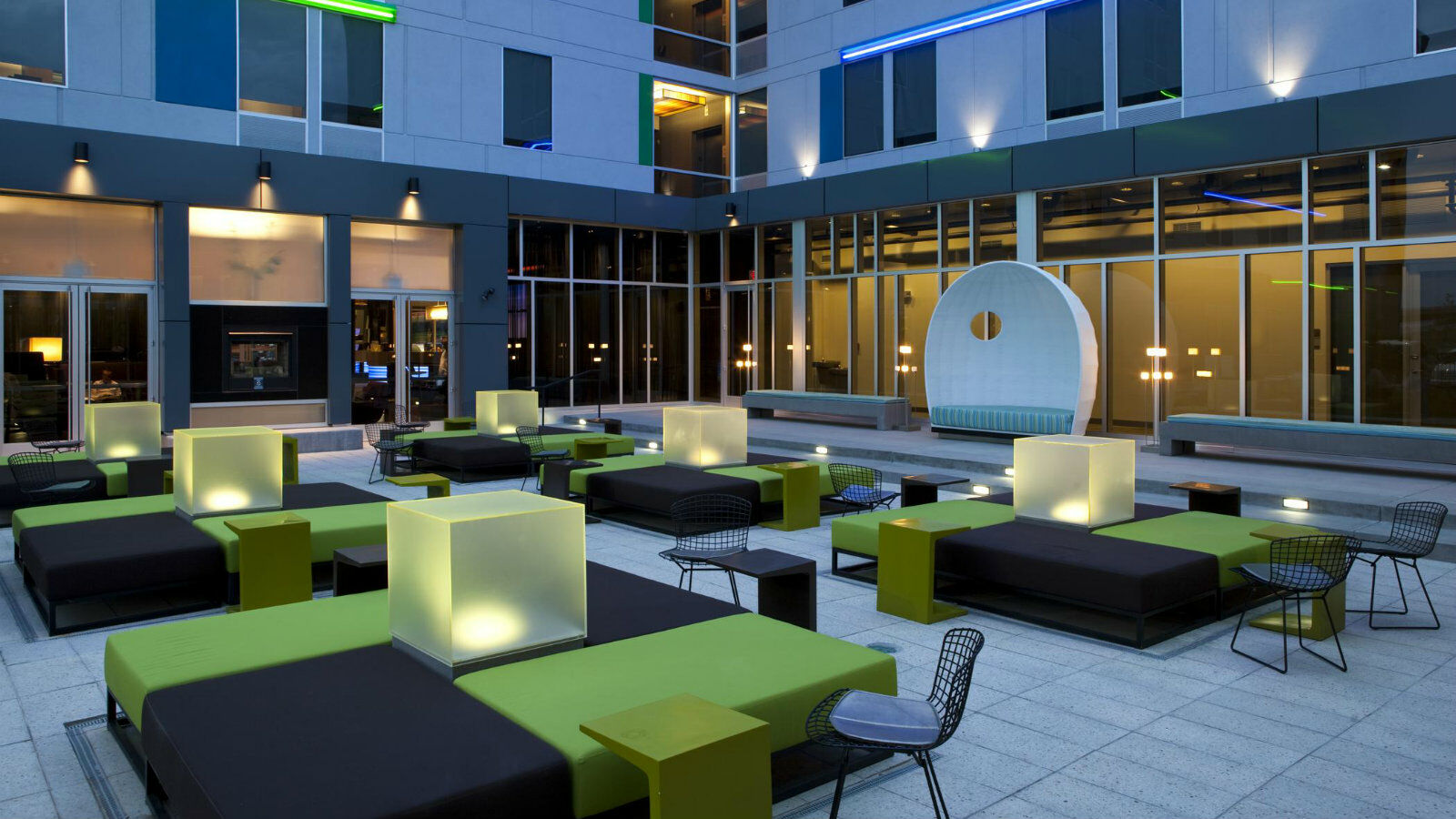 Aloft Denver Airport At Gateway Park Aurora Exteriör bild